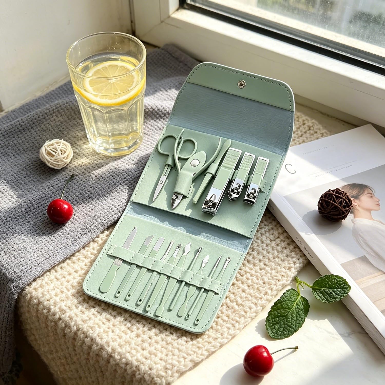 Manicure Set 16 in 1 Stainless - Men'S Grooming Essentials 리뷰 및 가격